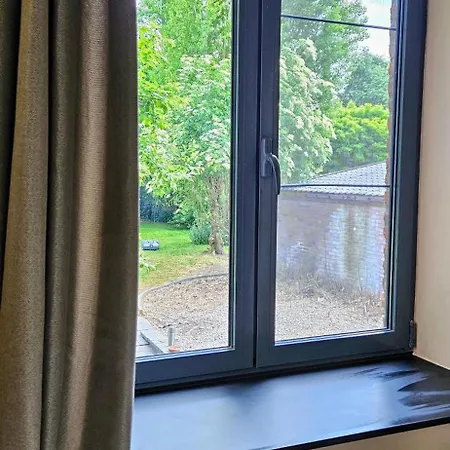 D'hotes A 800m De Pairi Daiza Et Proche Du Shape-otan Guest house *