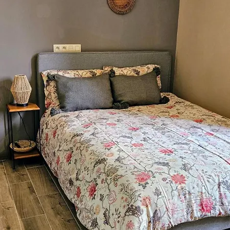 D'hotes A 5min De Pairi Daiza Et Proche Du Shape-otan 3* Lens