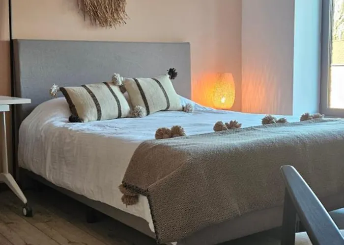 Maison d'hôtes D'hôtes à 5min De Pairi Daiza Et Proche Du Shape-otan 3*